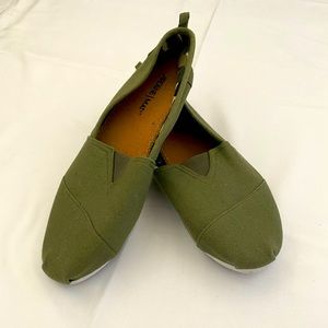 Forest Green Flats
